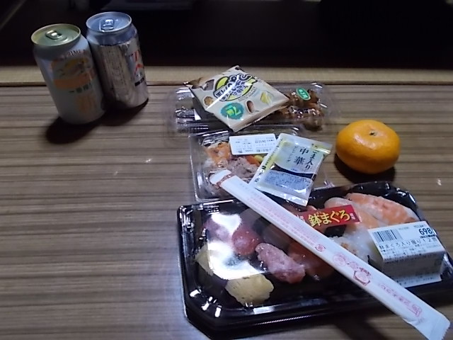 スーパーで買った食事